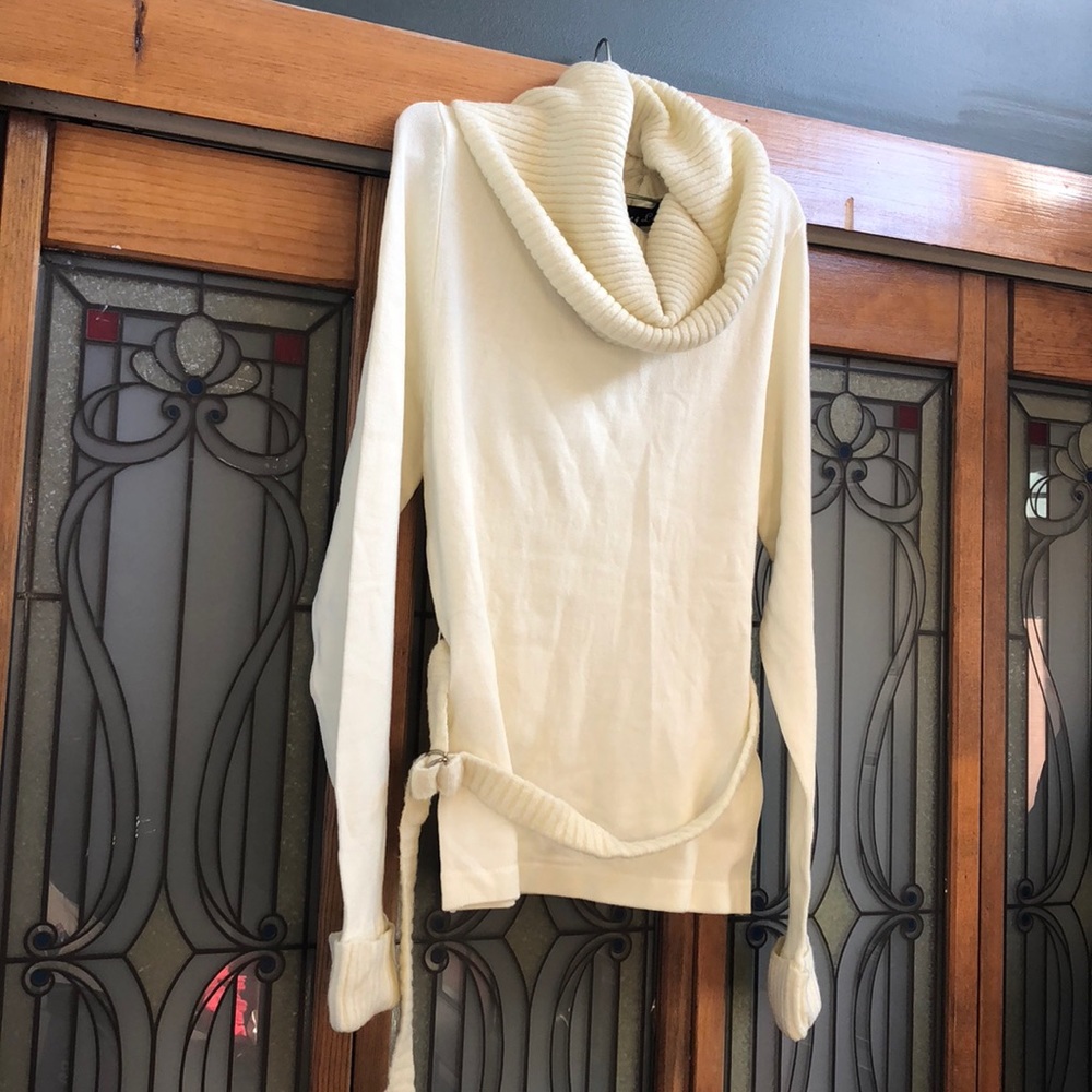 Cowl neck belted sweater!